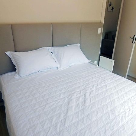 Flats Ouro Gramado Localizado A 900 Metros Da Entrada Do Centro De Gramadoアパートメント エクステリア 写真