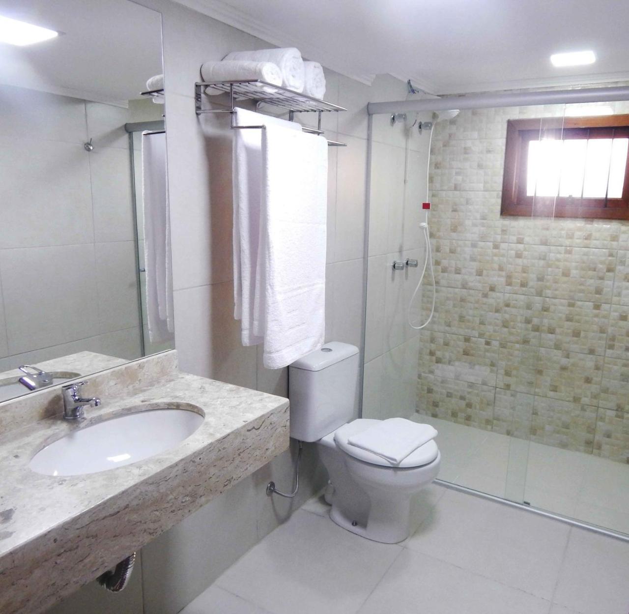 Flats Ouro Gramado Localizado A 900 Metros Da Entrada Do Centro De Gramadoアパートメント エクステリア 写真