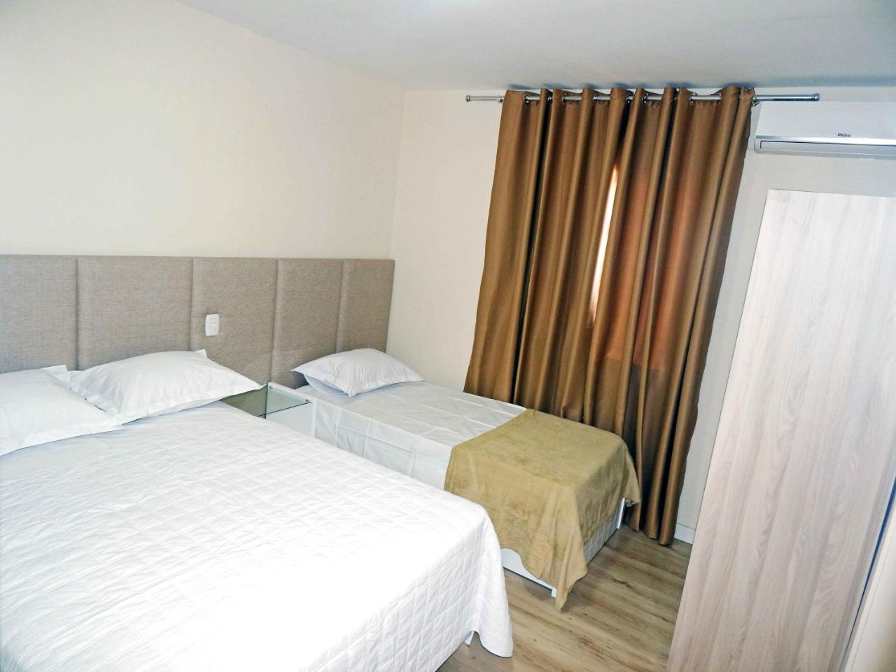 Flats Ouro Gramado Localizado A 900 Metros Da Entrada Do Centro De Gramadoアパートメント エクステリア 写真